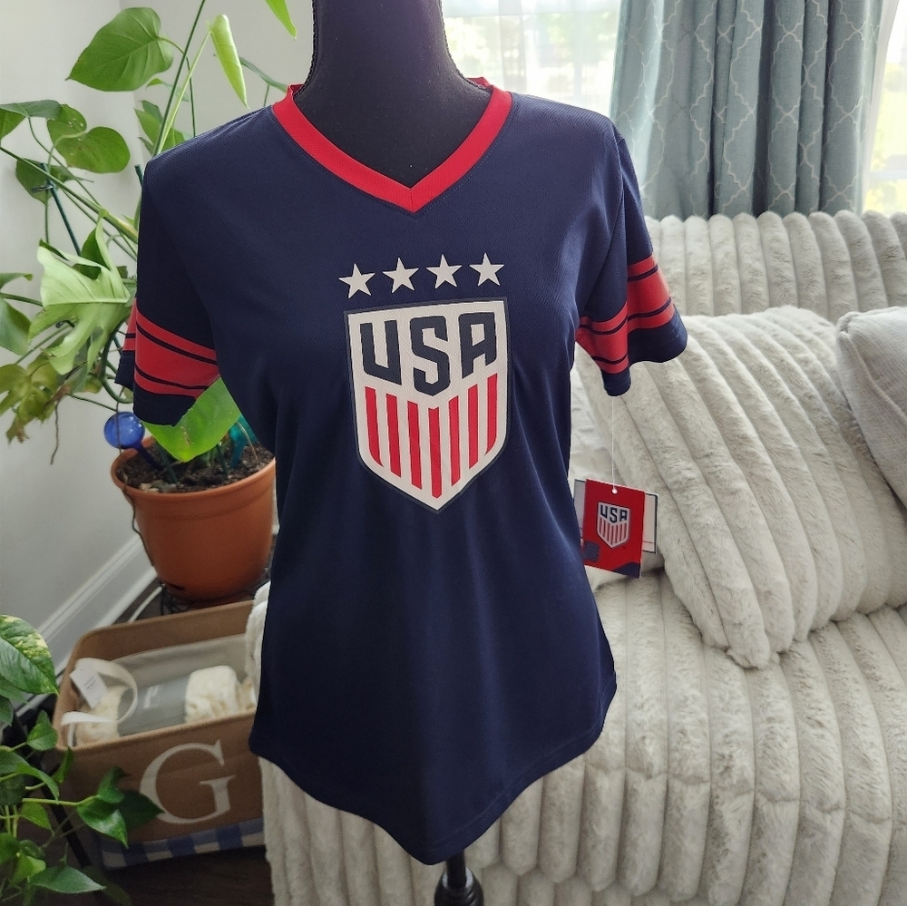 USA Soccer Navy and Red V-Neck T-Shirt #13 Alex Morgan USWNT Womens Size Small